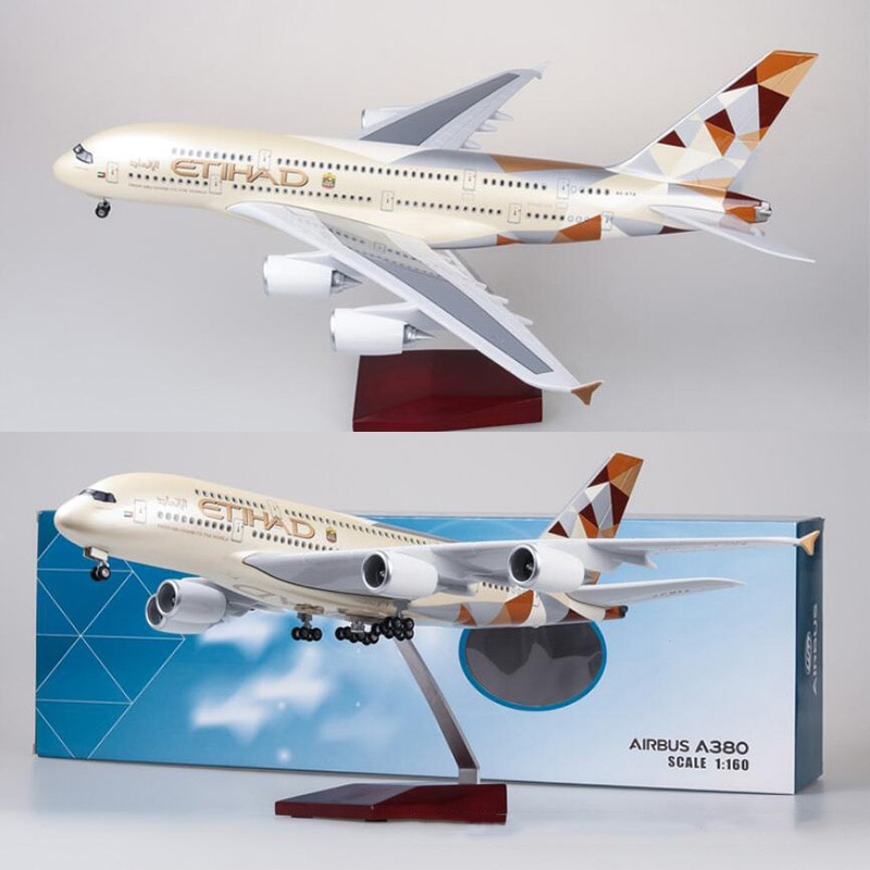 1/160 Scale 50.5CM Airplane 380  A380 ETIHAD Airline Model W Light and Wheel Diecast Plastic Resin Plane For Collection