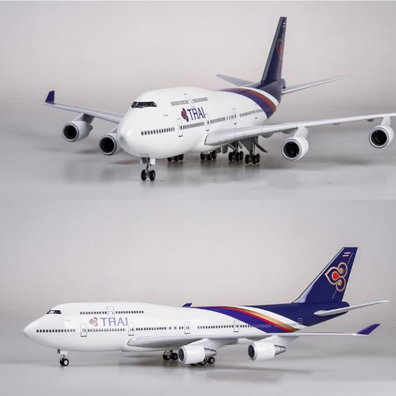 Thai Airline 747 Aircraft Model (1/150 Scale, 47cm) with Light and Wheel Diecast.