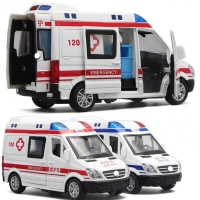 1:32 Hospital Rescue Ambulance Police Metal Cars Model Pull Back Sound And Light Alloy Diecast Car Toys For Children Boys Gifts