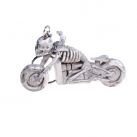Vintage Devil Skull Keychain - Pirate Motorcycle Trinket Toy Gift