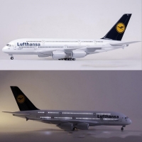 1/160 Scale 50.5CM Airplane 380 A380 Lufthansa Airline Model W Light and Wheel Diecast Plastic Resin Plane For Collection