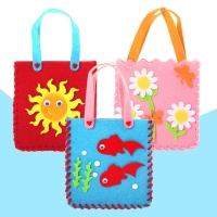 Kid's DIY Non-Woven Bag Making Material with Cute Cartoon Design. Perfect for Creative Art Projects and Handmade Toys in Kindergarten.