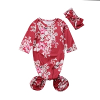 Floral Newborn Sleep Sack and Headband Set for Baby Girl, 0-6 Months.