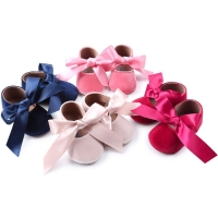 2018 Newly Sweet Lovely Casual Baby Girls Shoes Outfit Spring Autumn Flannel Solid Bow Lace Up Crib Shoes Outfit 0-18M 4 Style