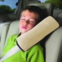 Car Seat Belt Shoulder Pad for Kids - Soft and Safe Cushion to Protect Neck and Shoulder during Travel