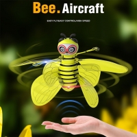 Mini Infrared Sensor Bee Drone with Flashing Lights and 3.7V Battery for Kids (JLY3)