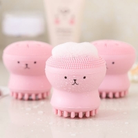 New Arrival Baby Bath Brushes Child Face Exfoliating Facial Cleaning Brush Babies Shower Bathing Silica Gel Pad Accessories