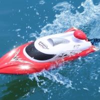 2.4G RC High Speed racing Boat with LED Lights 35km/h HJ806 Waterproof Speedboat 200ms Model Electric professional ship Toys boy