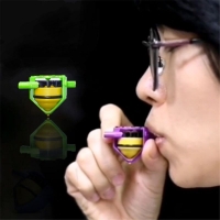 1 Piece Novelty Whistle Gyro Toys Blowing Rotation Stress Relief Desktop Spinning Top Toys Kids Toys Gift