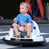 Children's Electric 4-channel 2.4G Car Baby Bumper Car Baby Outdoor Toy Car Baby Game Stroller with Light Four-wheel Vehicles