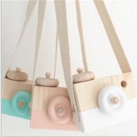 Nordic Style Wooden Camera Toy for Kids - Cute Room Decor and Gift, 10 x 8 x 5.5cm