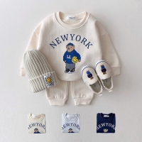 Kids' Korean Letter Bear Hoodie & Pants Set - Long Sleeve Casual Sweatshirt with Sports Suit for Baby Boys & Girls (2-Piece) - 2023 Collection