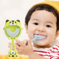 360° U-shaped Baby Toothbrush for 2-12 Year Olds - Oral Care & Cleaning Tool with Silicone Teethers