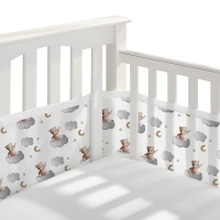 Breathable Crib Bumper for Summer Protection and Nursery Decoration.