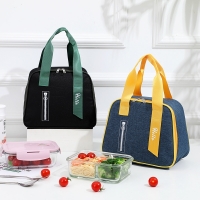 Waterproof Thermal Lunch Bag for Students, Adults, and Teens - Perfect for Bento, Picnics, and Travel.