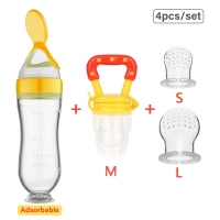 Set of 4 Baby Feeding Spoons with Juice Extractor, Pacifier Cup, Molars, Silicone Feeding Bottle for Easy Feeding with Fruit and Vegetables.